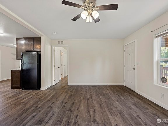 3rd image of 4260 Northgate Drive