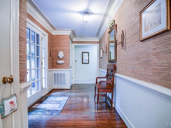 2nd image of 213 Ashmont Ct