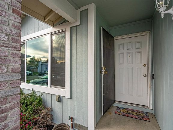 4th image of 1360 Gillpepper Lane