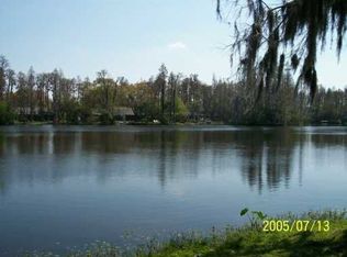 18900 Arbor Dr, Lutz, FL 33548