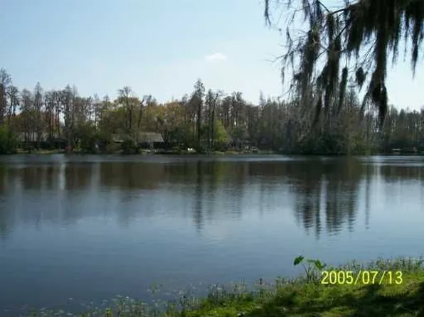 18900 Arbor Dr, Lutz, FL 33548