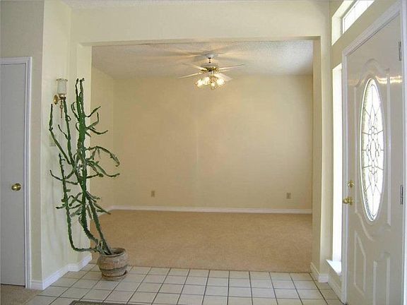 3rd image of 4148 Norway Ln
