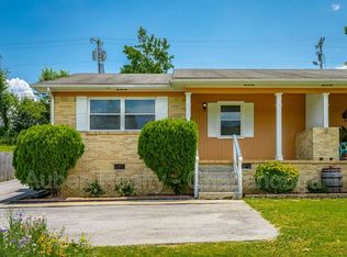 1214 Helena Dr #B, Hixson, TN 37343