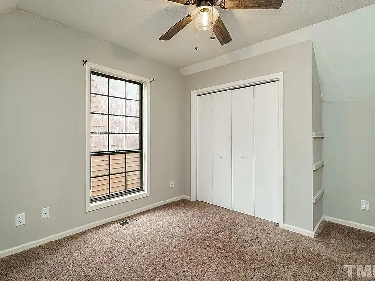 1219 Fernridge Dr — Photo 25