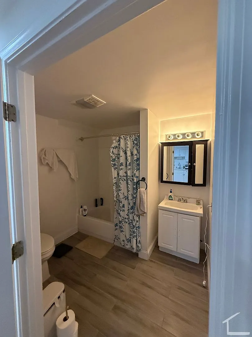 Fantastic Renovated 1-bed in Brighton — Photo 3