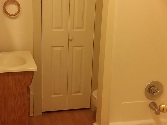 5th image of 614 W Colfax Ave #3