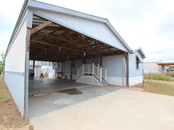 206 Elizabeth Ln, Zapata, TX 78076