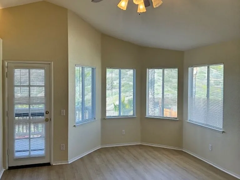 22918 Windwood Ln — Photo 15