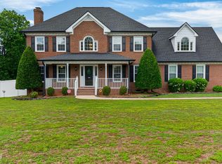 4908 Allanbrooke Ln, Fuquay Varina, NC 27526