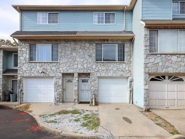 16 Temple Ct, Staten Island, NY 10314