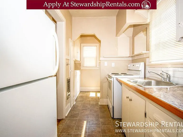 2024 Emerald St #5 — Photo 13