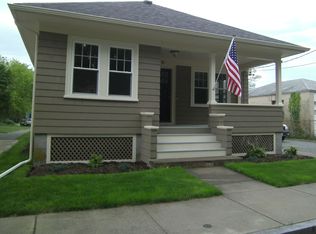 11 Hall Ave, Warren, RI 02885