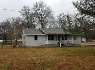948 Pete Sain Rd, Manchester, TN 37355