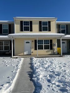 36 Defy Ln, Inwood, WV, 25428