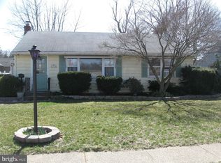 1060 Ashton Ave, Beverly, NJ 08010