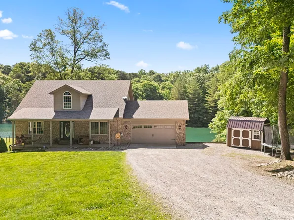 3602 E Bridgewater Rd, Scottsburg, IN 47170