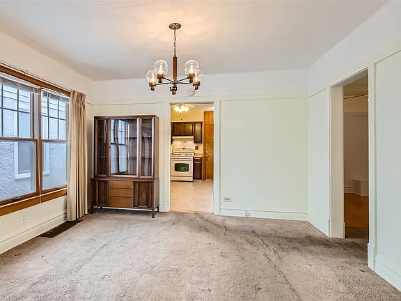 3rd image of 2228 N Harlem Ave