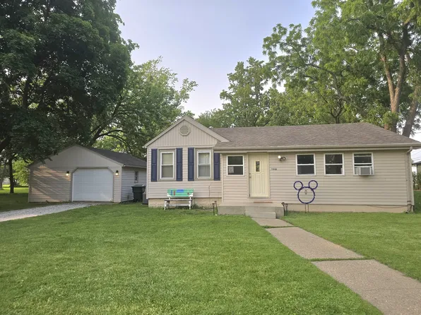 108 E Washington St, Ashkum, IL 60911