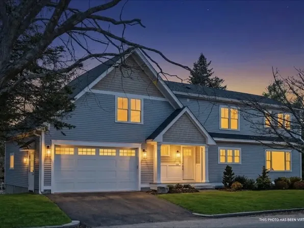 204 Green St, Marblehead, MA 01945