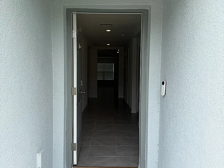 17836 SW 34th Ter — Photo 2