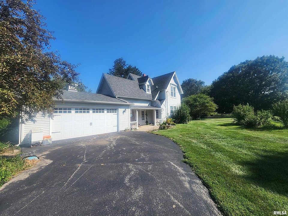 2nd image of 302 W Main St