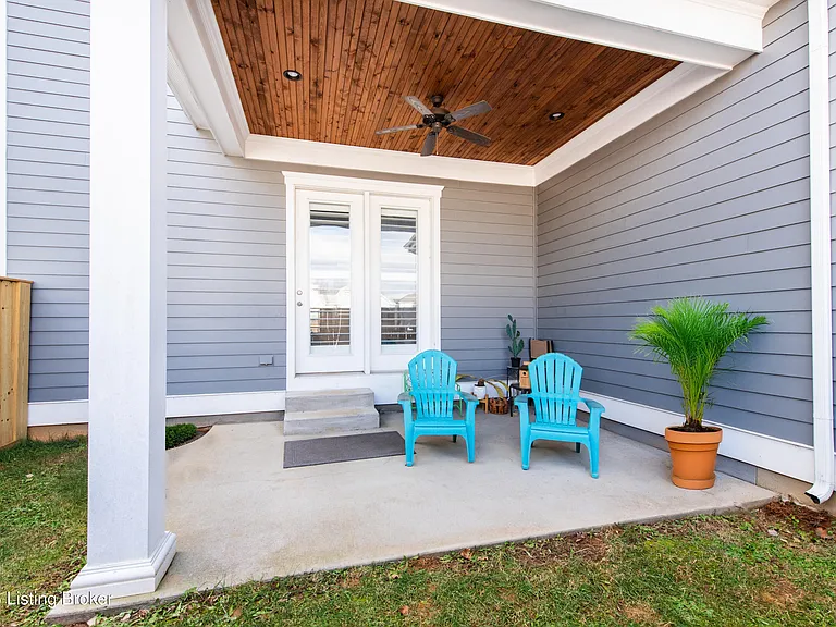 9507 Civic Way — Photo 44