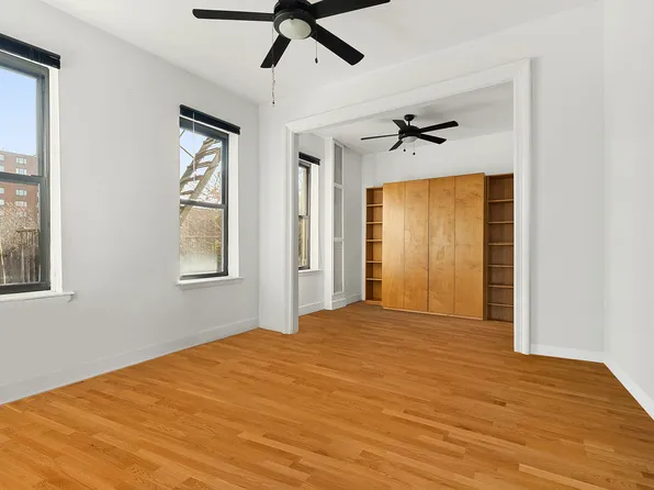 334 West 22nd Street image 1 of 7