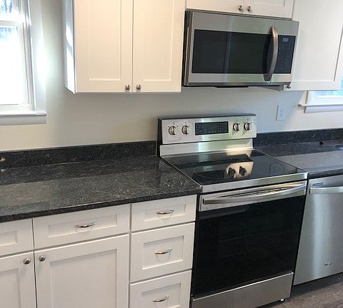2nd image of 130 Maple Ave Suite 1