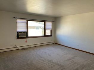 310 S Cass Ave APT 2E, Westmont, IL