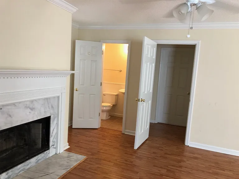 638 N Fairfield Dr — Photo 4
