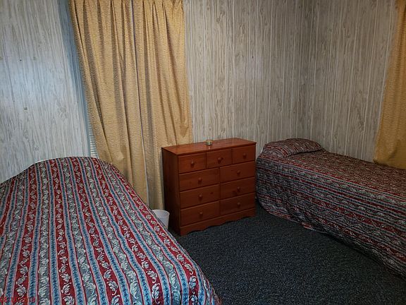 4th image of 1808 Brooklane Dr