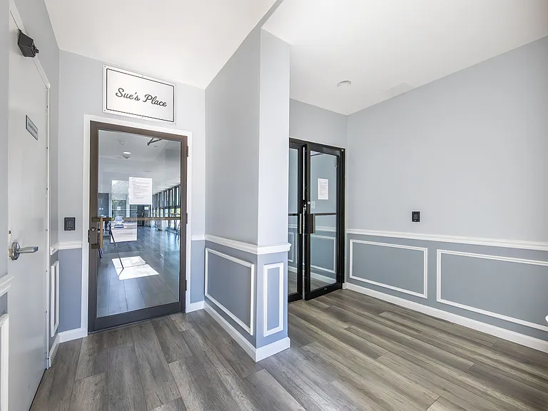 600 Roosevelt Blvd #415 — Photo 2