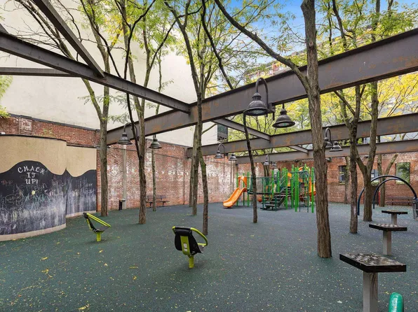 108 Jackson Street image 33 of 33