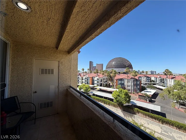 210 E Flamingo Rd #426 — Photo 8