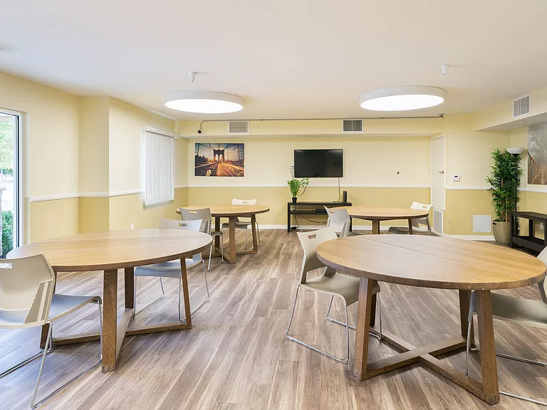 Commons @ Oak Grove — Photo 9