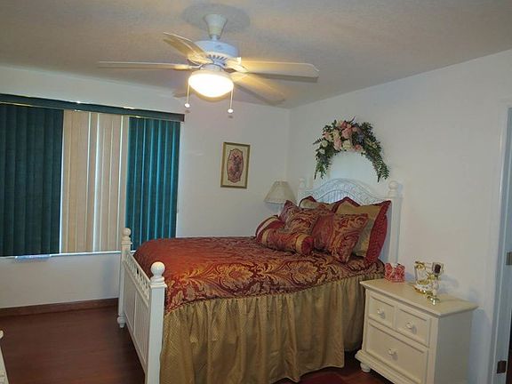 Bedroom, Second Level