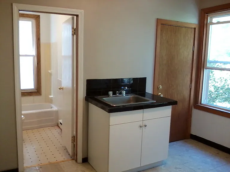 96 Bennington St #2 — Photo 6