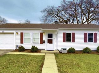 623 Montrose Dr, Romeoville, IL 60446