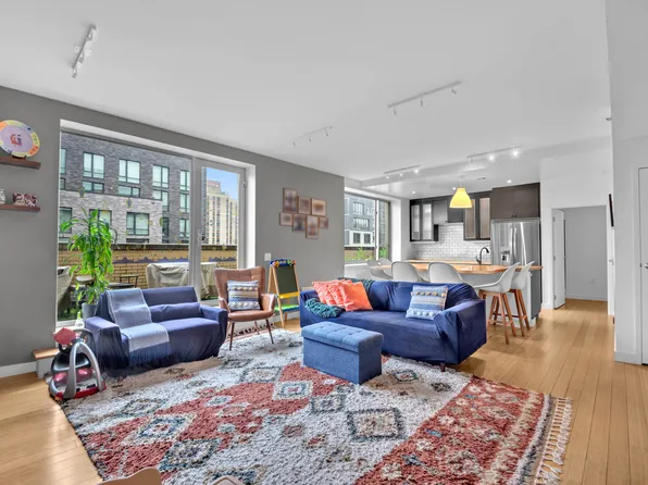 40 West 116th Street A907 image 3 of 12