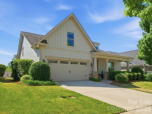 2nd image of 431 Trillium Way #10