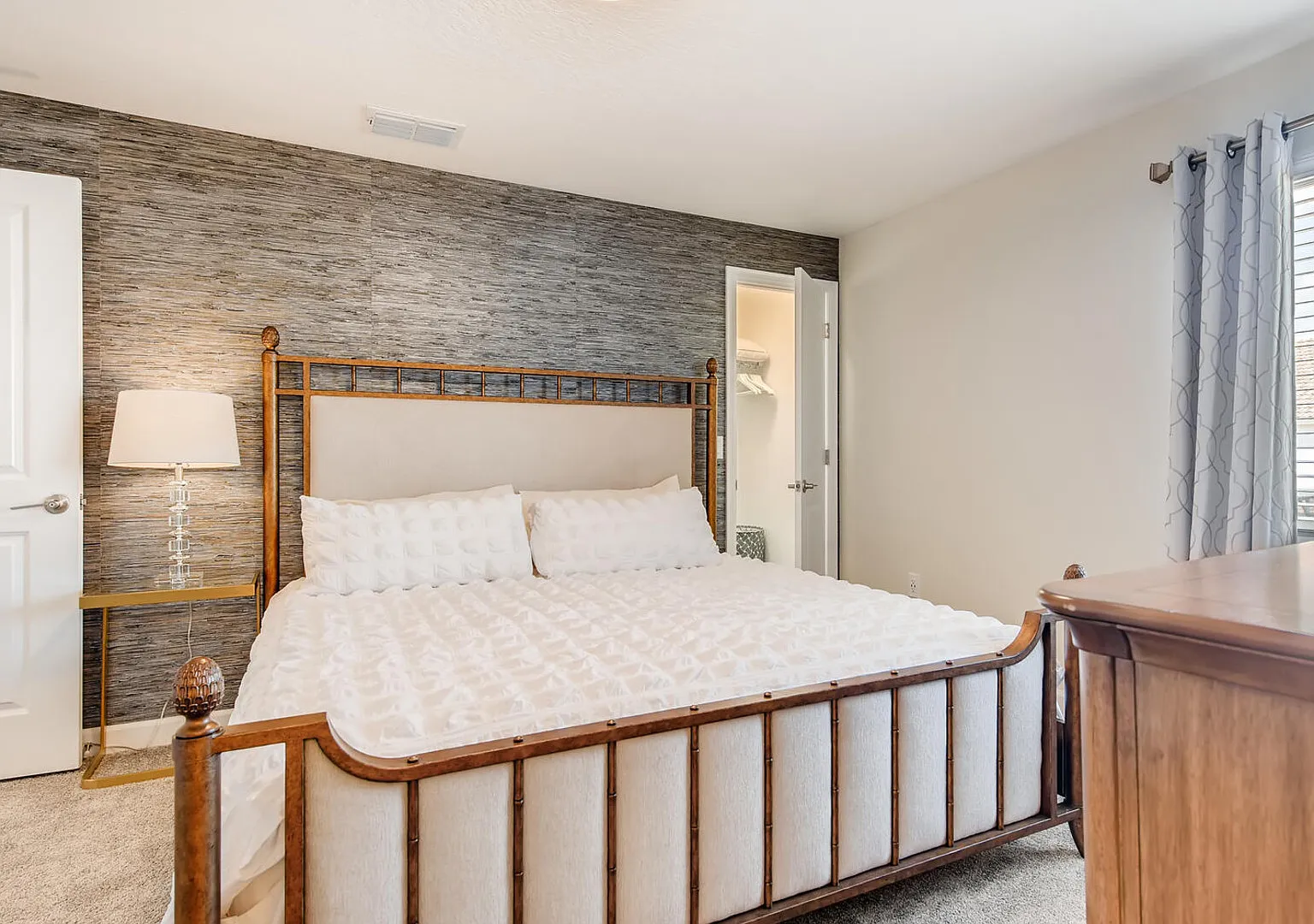 4801 ML - Ideal Retreat Townhome Oasis with Pool — Photo 3