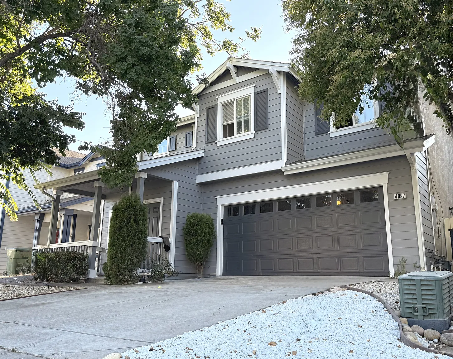 4097 Heirloom Ln photo 1
