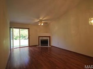 16149 Rose Wreath Ln, Florissant, MO 63034