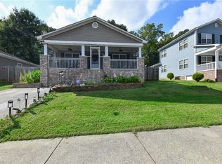 1738 Burton St, Winston Salem, NC 27105