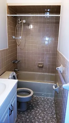 Rented by BuySell Real Estate Inc | media 33