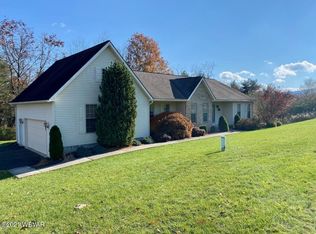 1929 Ridgecrest Cir, Montoursville, PA 17754