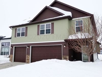 228 34th Ave E, West Fargo, ND, 58078