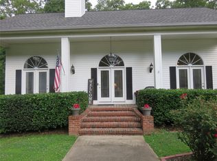 606 Academy Woods Dr, Jefferson, GA 30549
