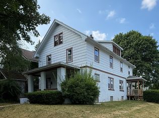 76 Spencer Rd, Rochester, NY 14609