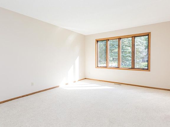 4th image of 20920 Exley Ave N